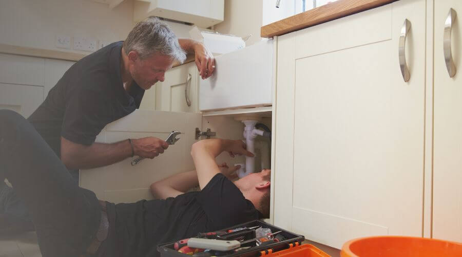 Expert burst pipe repair services in Woodway, TX